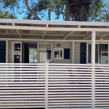 Laguna Mobile Homes 普利拉卡