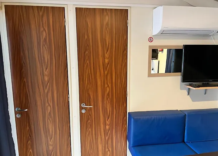 Camping Laguna Mobile Homes *